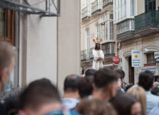 Jesús Cautivo en su traslado a la Catedral de Málaga. Juanma Sánchez.